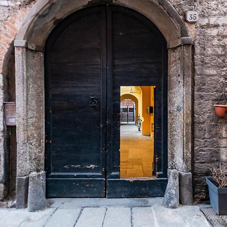 Appartamento Tivano In Centro Storico كومو المظهر الخارجي الصورة